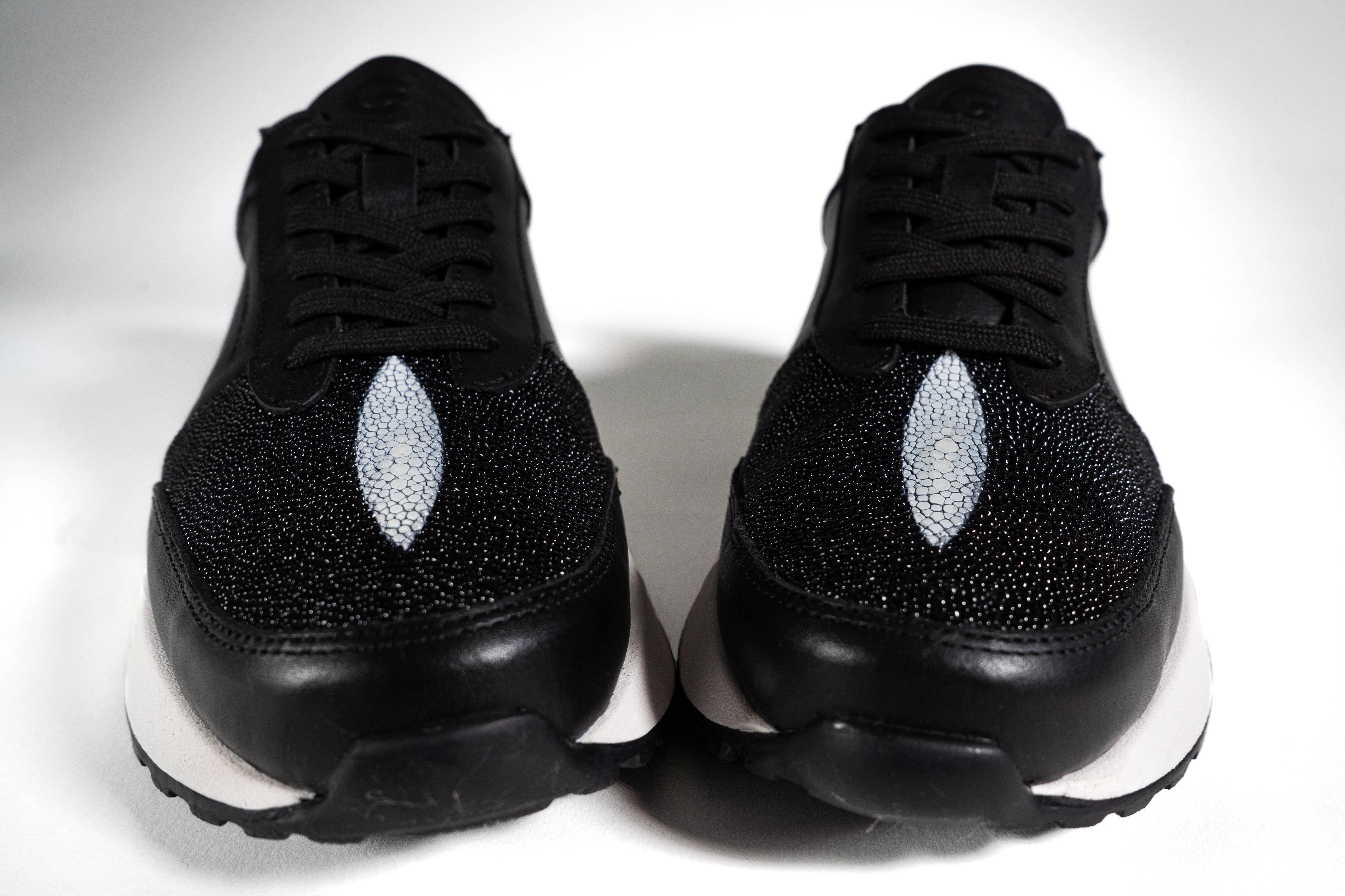 GOOSE ICONS – Founder in Leather & Black Stingray (🔒 Preorder to unlock)