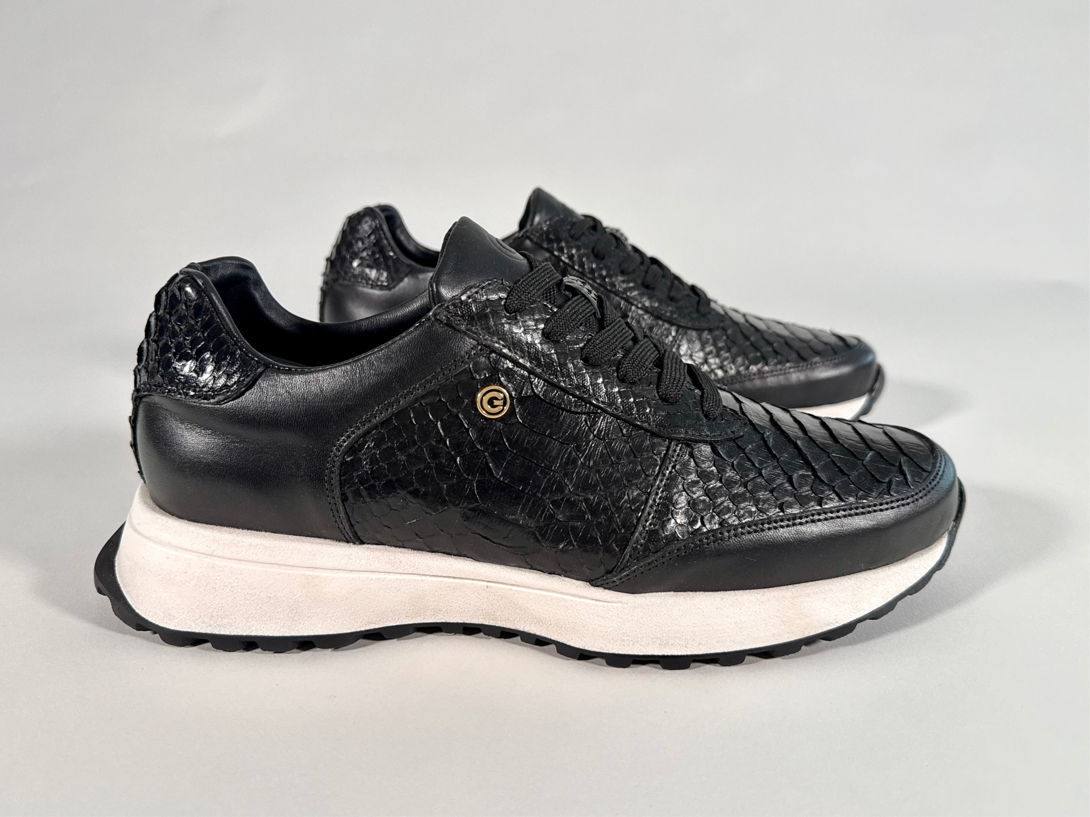 GOOSE ICONS – Founder in Leather & Black Python