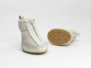 LEON Snow White Dog Boots